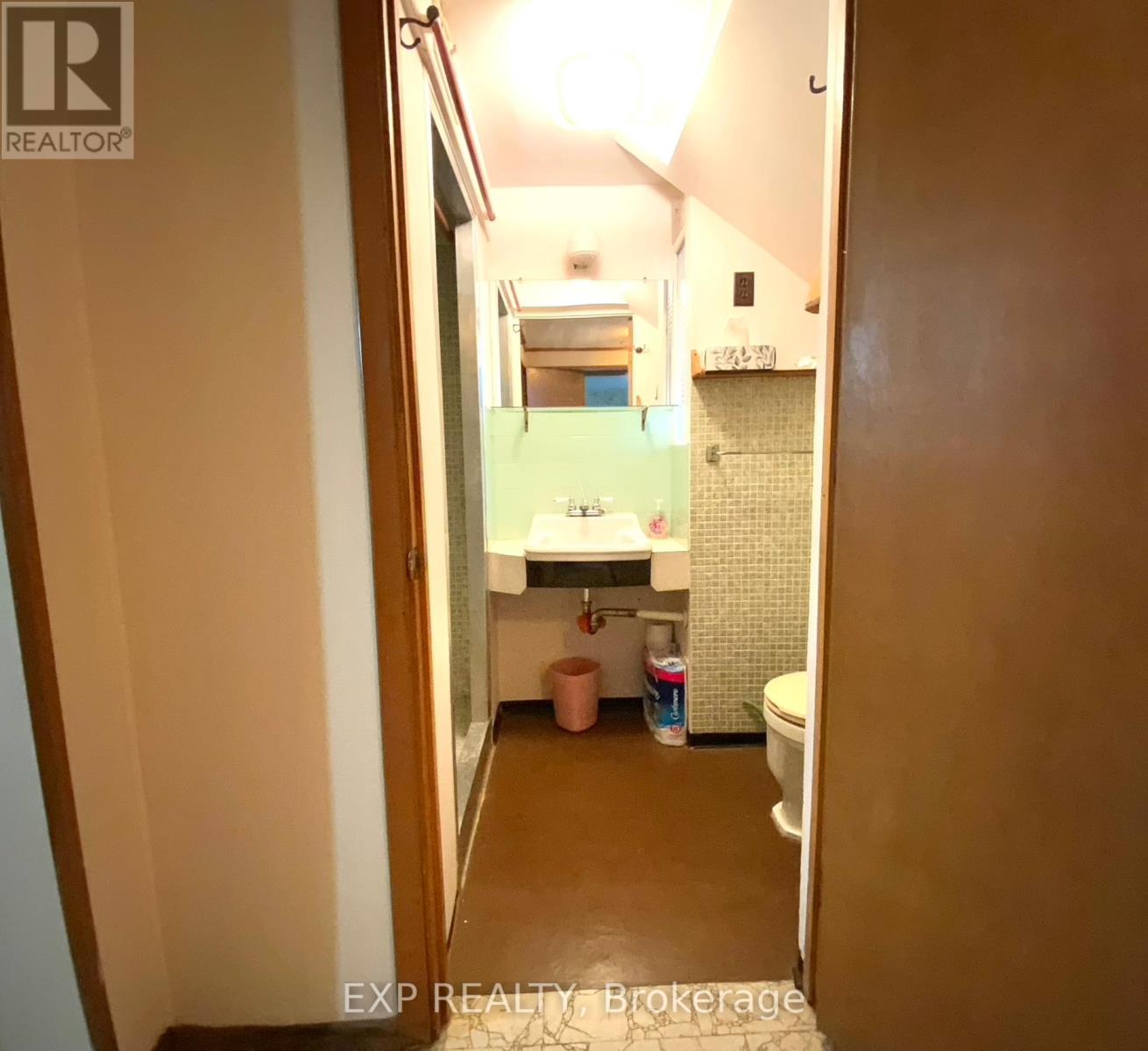 69 Edgar Avenue, Richmond Hill, Ontario  L4C 6K2 - Photo 13 - N12532372