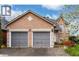 30 HEWITT Place, Barrie, Ontario