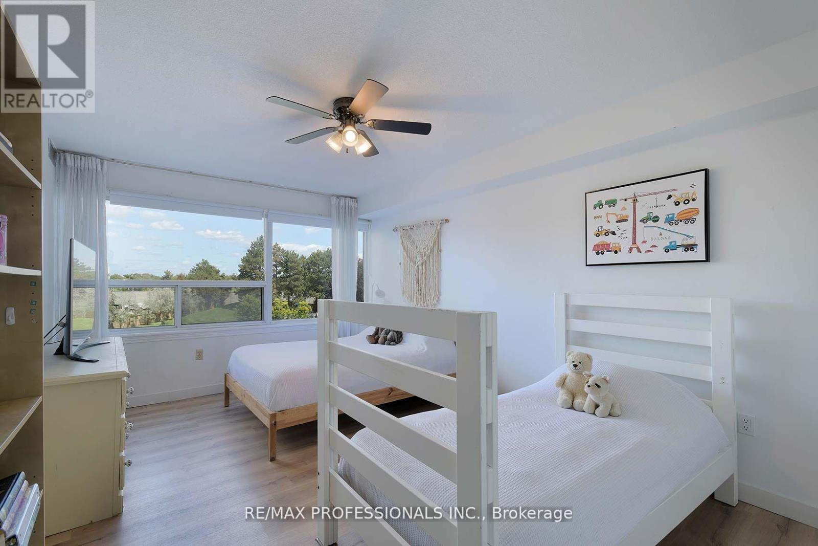 310 - 475 The West Mall, Toronto, Ontario  M9C 4Z3 - Photo 17 - W12533552