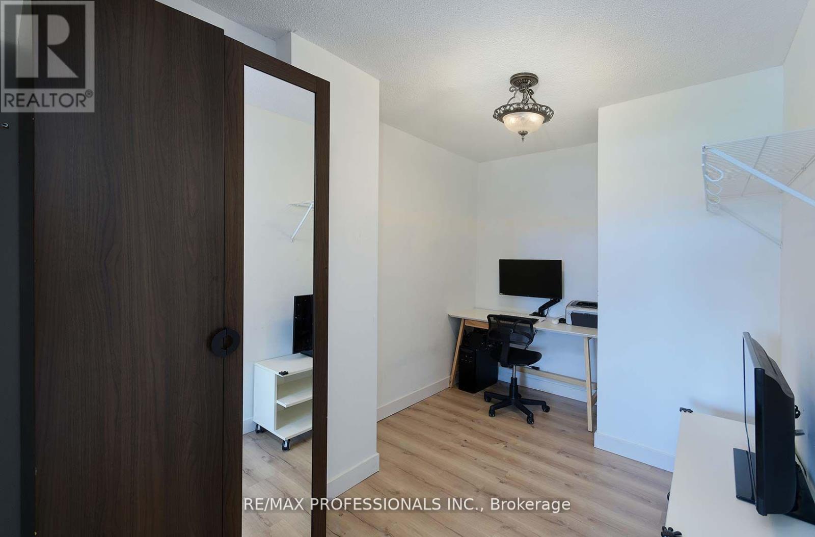 310 - 475 The West Mall, Toronto, Ontario  M9C 4Z3 - Photo 20 - W12533552