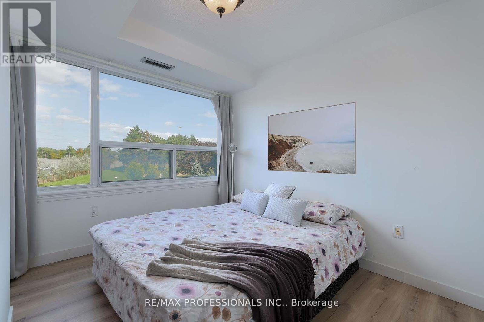 310 - 475 The West Mall, Toronto, Ontario  M9C 4Z3 - Photo 21 - W12533552