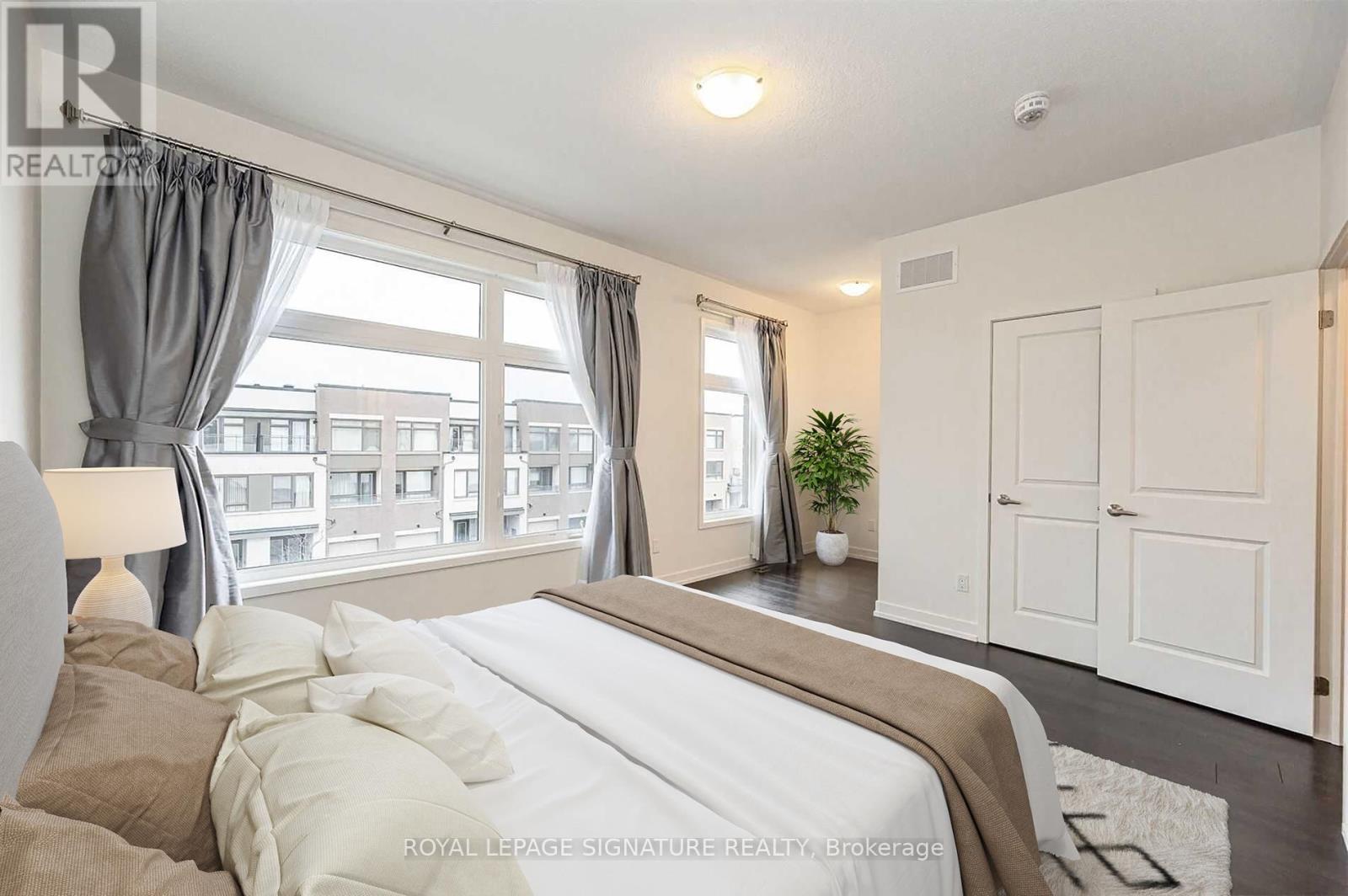 300 Squire Crescent, Oakville, Ontario  L6H 0L8 - Photo 15 - W12533564