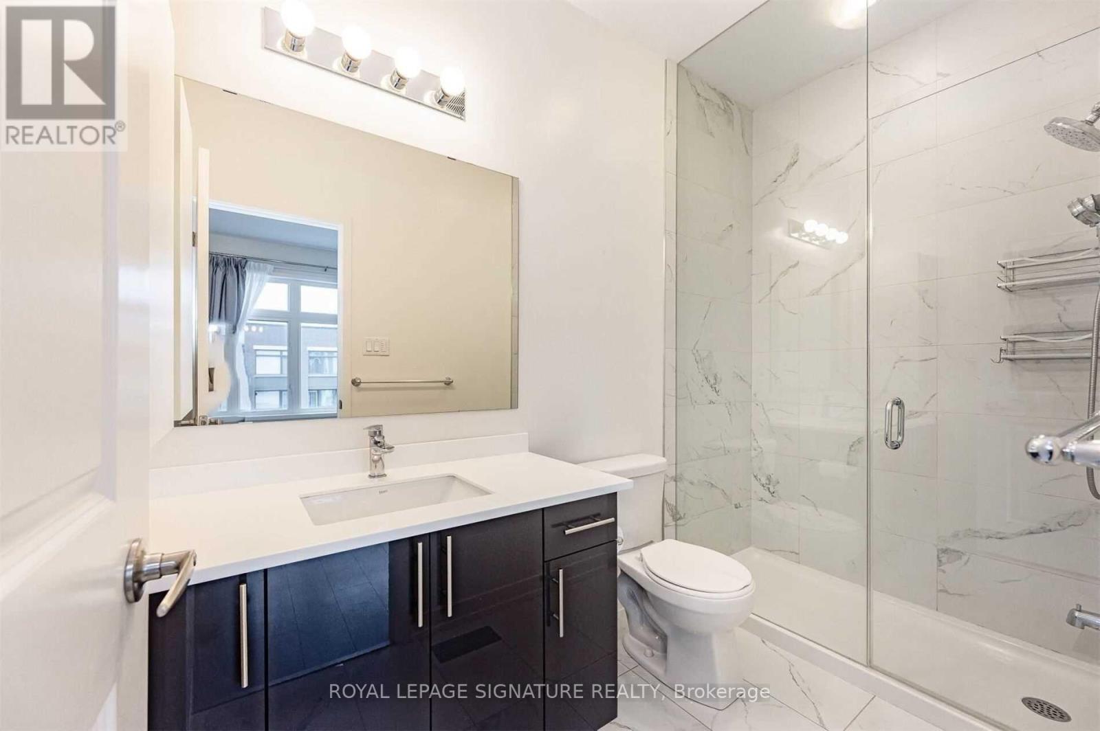 300 Squire Crescent, Oakville, Ontario  L6H 0L8 - Photo 18 - W12533564