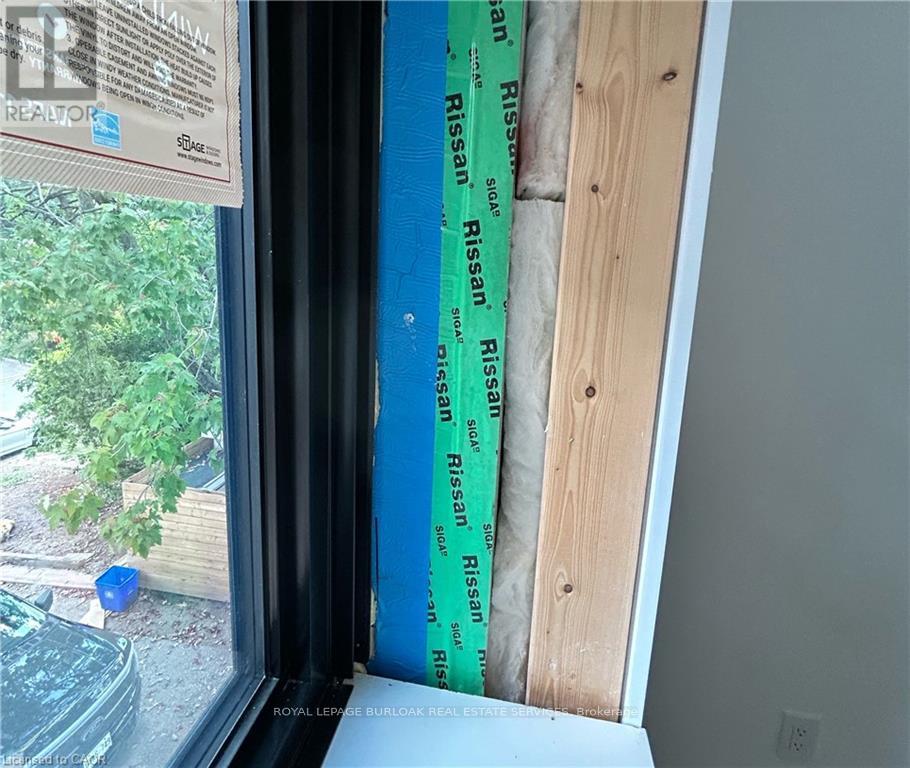 5427 Anthony Place, Burlington, Ontario  L7L 3G9 - Photo 49 - W12533570