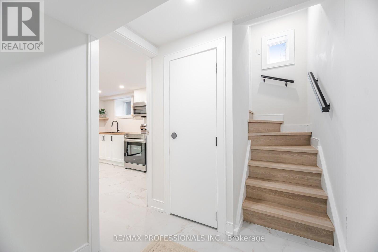 Bsmt - 4 Lloyd Manor Road, Toronto, Ontario  M9B 5H6 - Photo 5 - W12533574