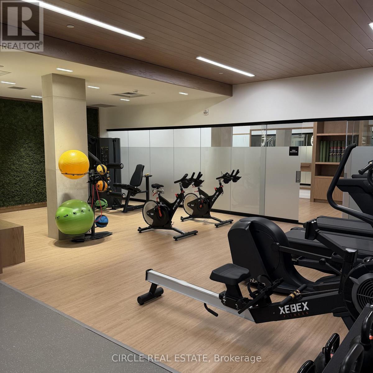 415 - 3250 Carding Mill Trail, Oakville, Ontario  L6M 1L3 - Photo 13 - W12533582