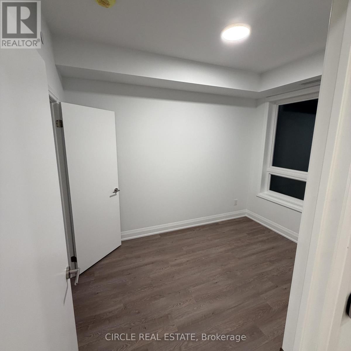 415 - 3250 Carding Mill Trail, Oakville, Ontario  L6M 1L3 - Photo 8 - W12533582