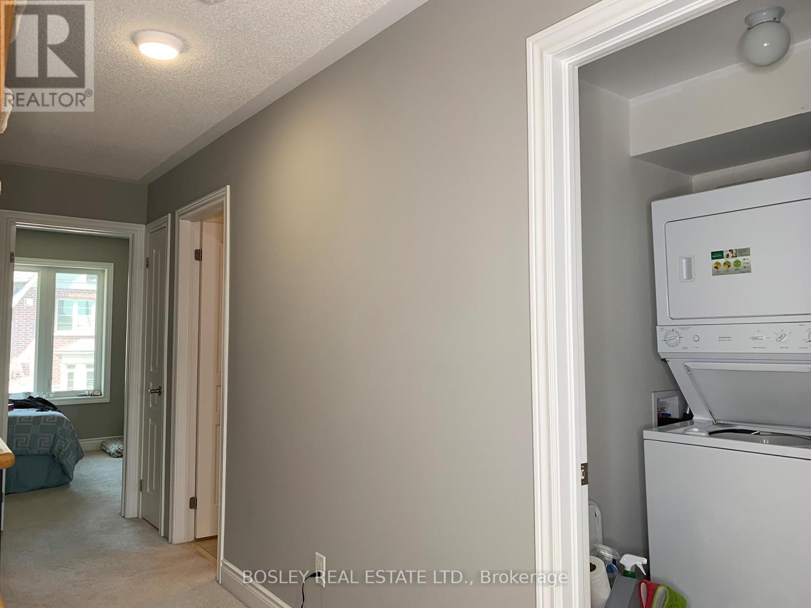 10 Mendota Road, Toronto, Ontario  M8Y 1E8 - Photo 10 - W12533604