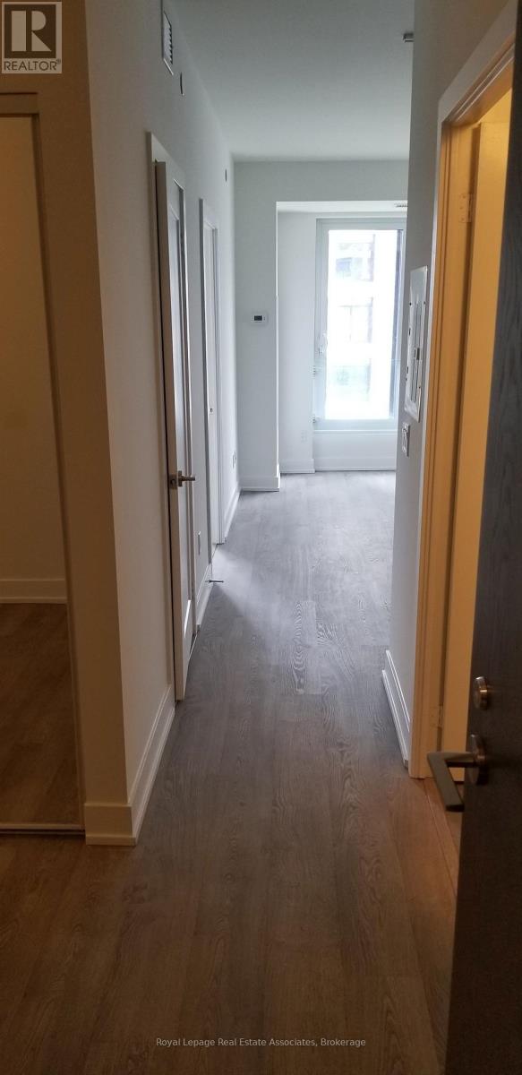 921 - 9 MABELLE AVENUE, Toronto, Ontario