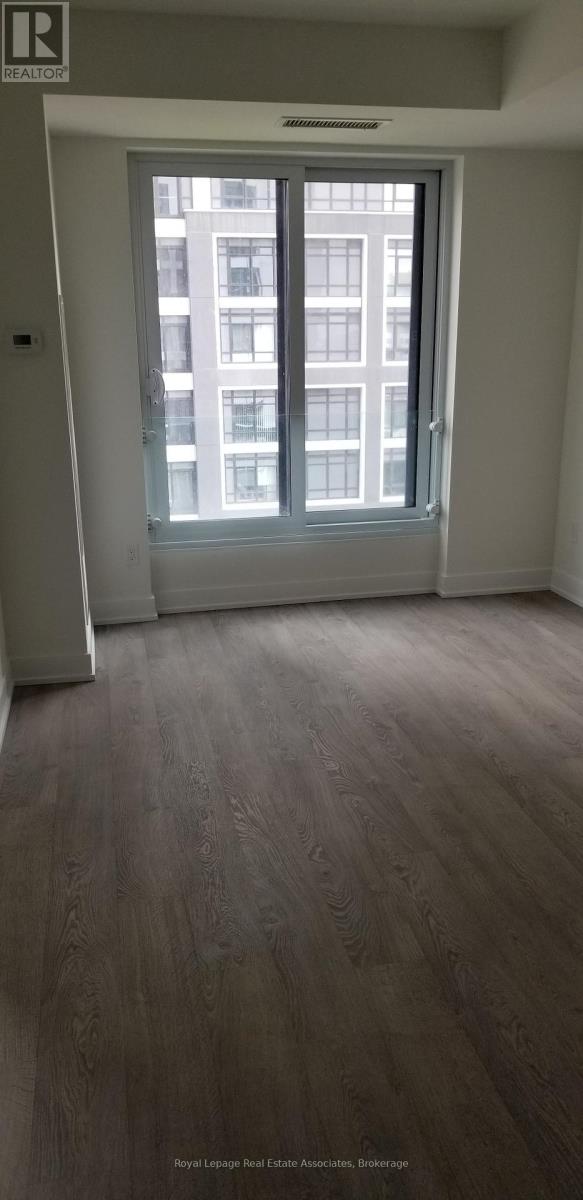 921 - 9 Mabelle Avenue, Toronto, Ontario  M9A 0E1 - Photo 2 - W12533606