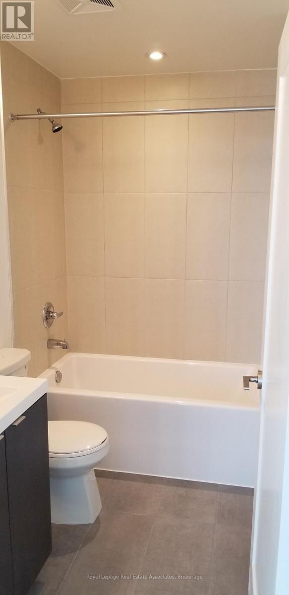 921 - 9 Mabelle Avenue, Toronto, Ontario  M9A 0E1 - Photo 9 - W12533606