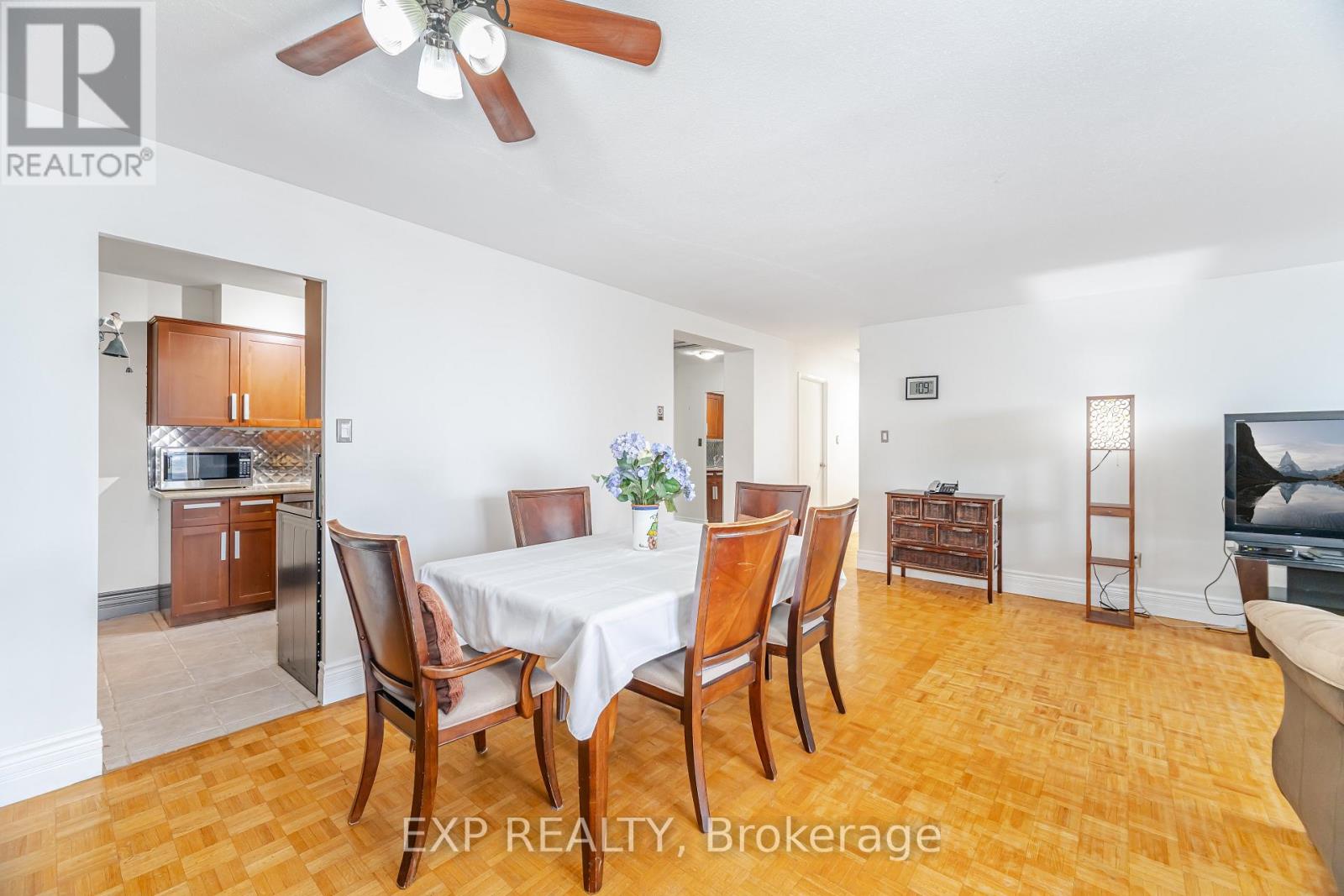 508 - 511 The West Mall, Toronto, Ontario  M9C 1G5 - Photo 10 - W12533618