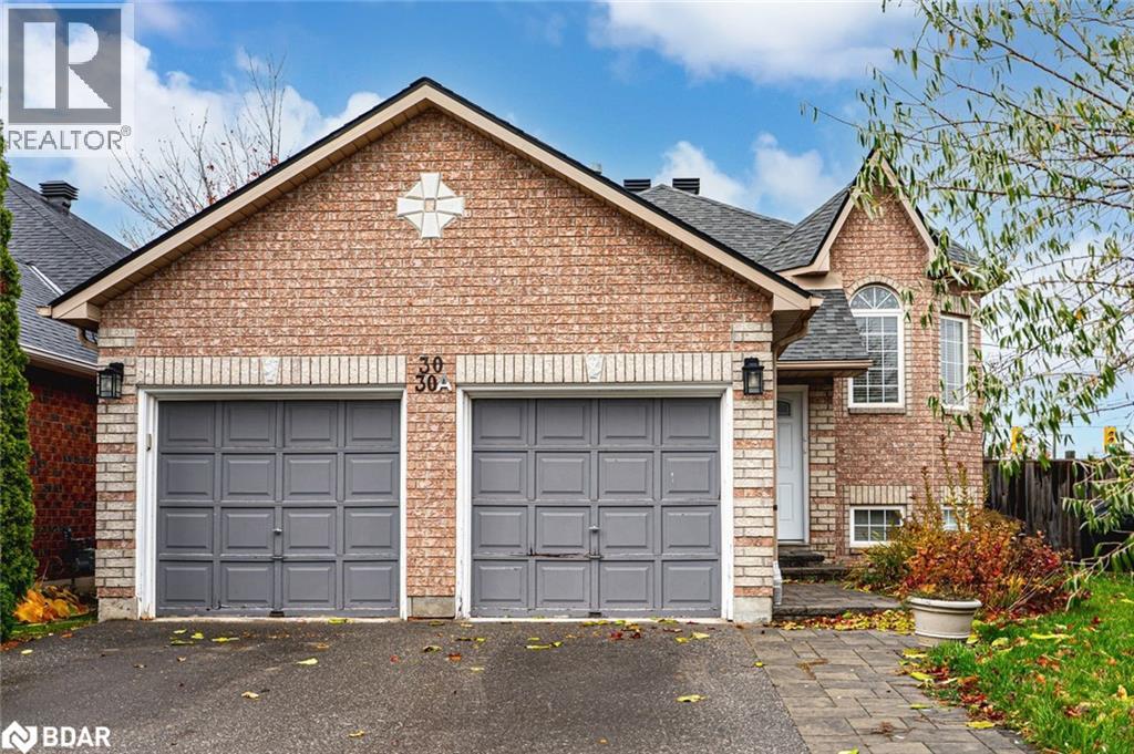 30 Hewitt Place, Barrie, Ontario  L4M 7B3 - Photo 1 - 40786661
