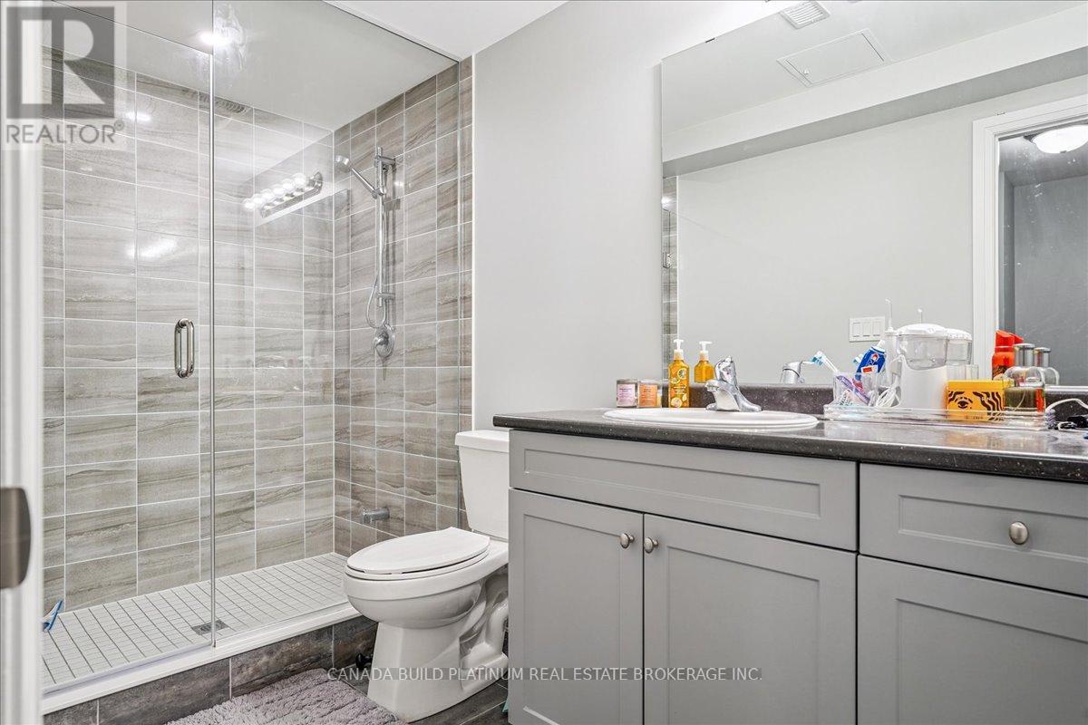 29 Gladmary Drive, Brampton, Ontario  L6Y 6K9 - Photo 38 - W12451549