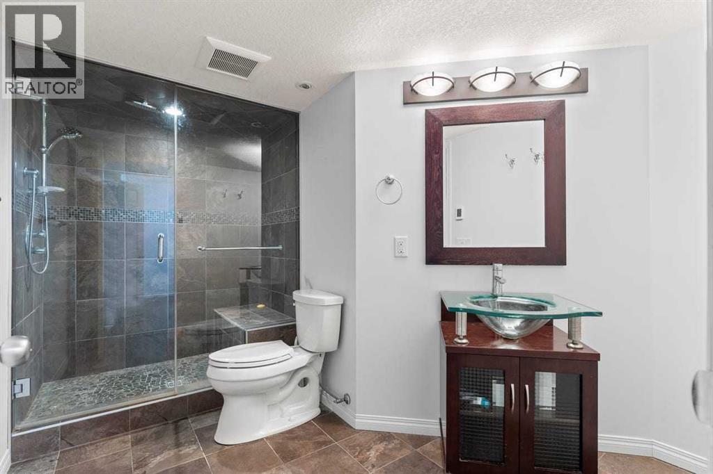 381 Kincora Glen Rise Nw, Calgary, Alberta  T3R 0B5 - Photo 38 - A2269250