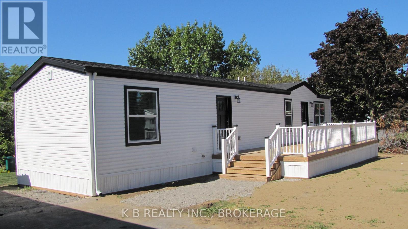 . - 1 PARKINGTON PLACE, Kingston, Ontario