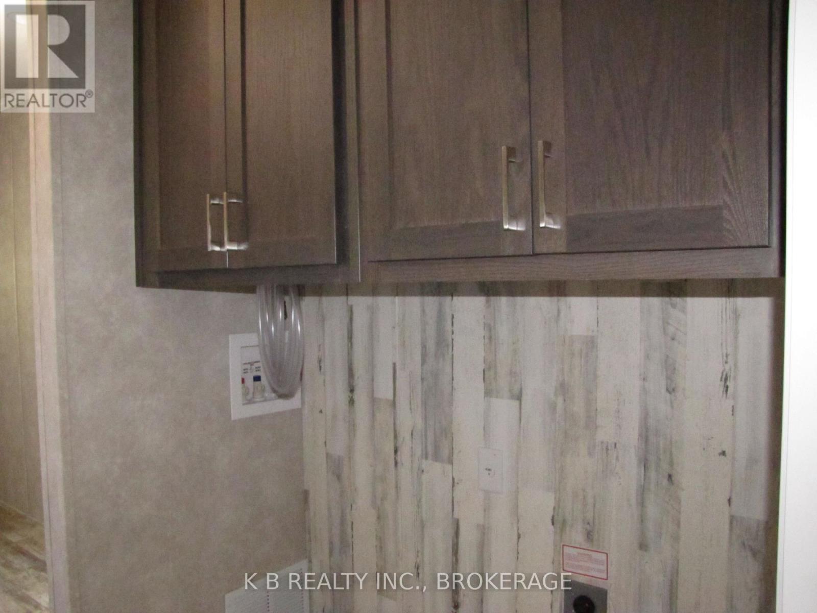 . - 1 Parkington Place, Kingston, Ontario K7K 5C7 - Photo 19 - X12533860