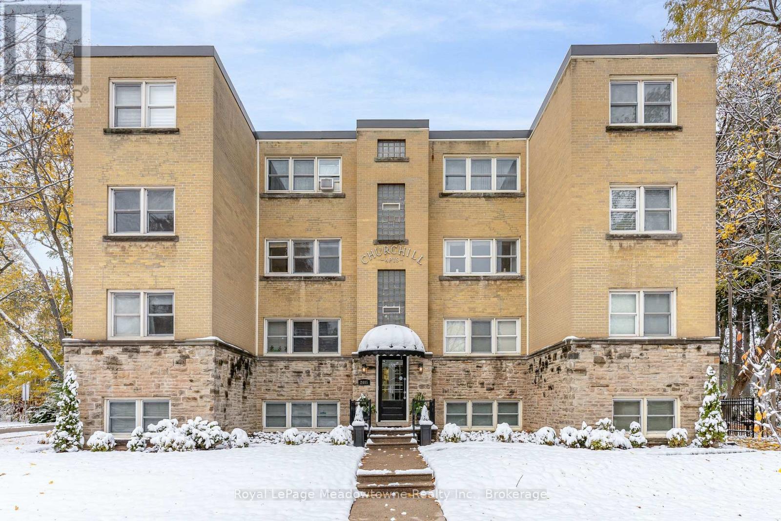 10 - 2405 Lakeshore Road, Burlington, Ontario  L7R 1B8 - Photo 1 - W12533832