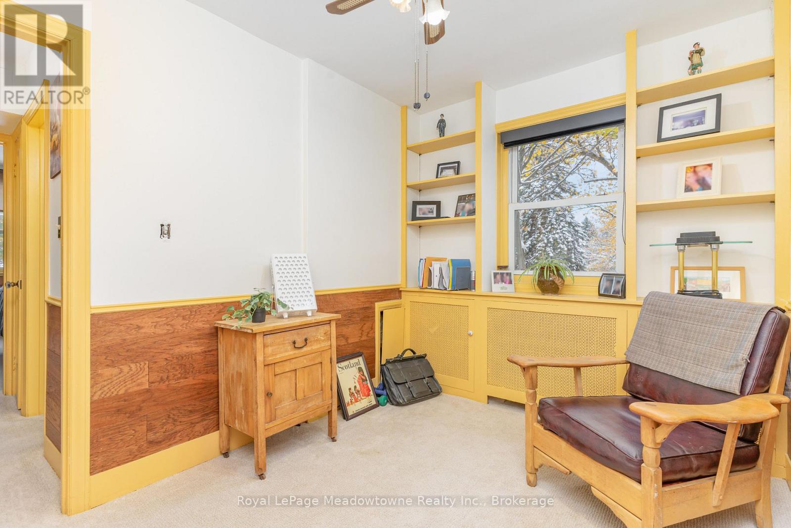 10 - 2405 Lakeshore Road, Burlington, Ontario  L7R 1B8 - Photo 9 - W12533832