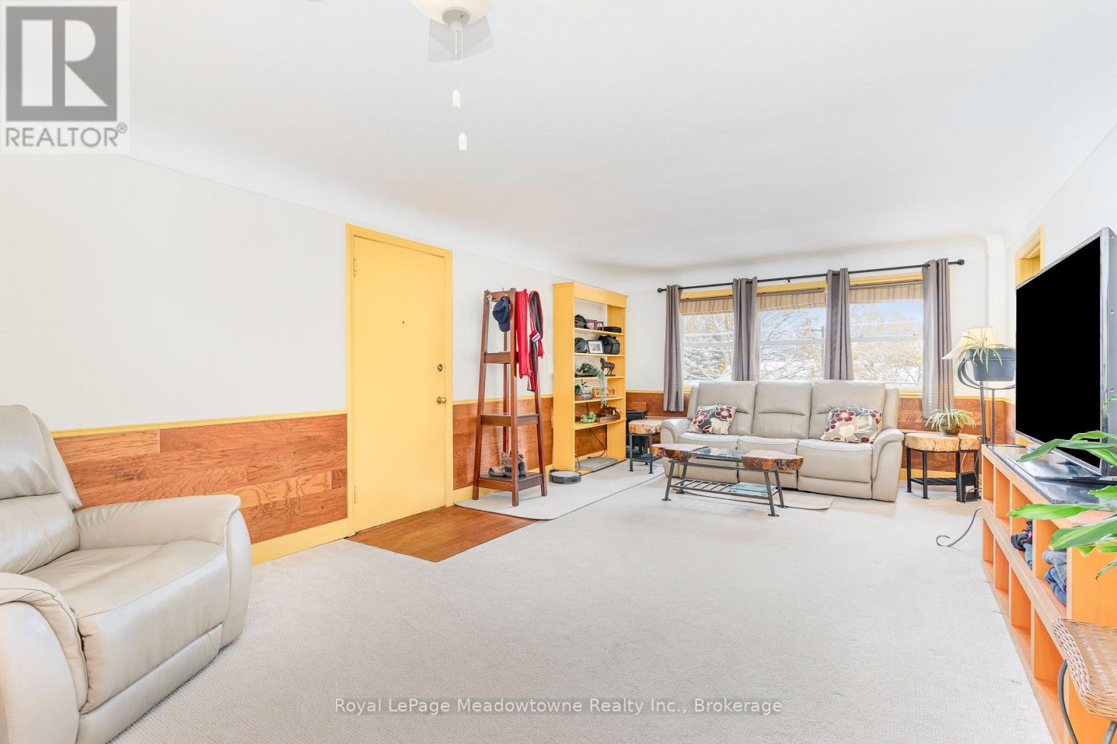 10 - 2405 Lakeshore Road, Burlington, Ontario  L7R 1B8 - Photo 5 - W12533832