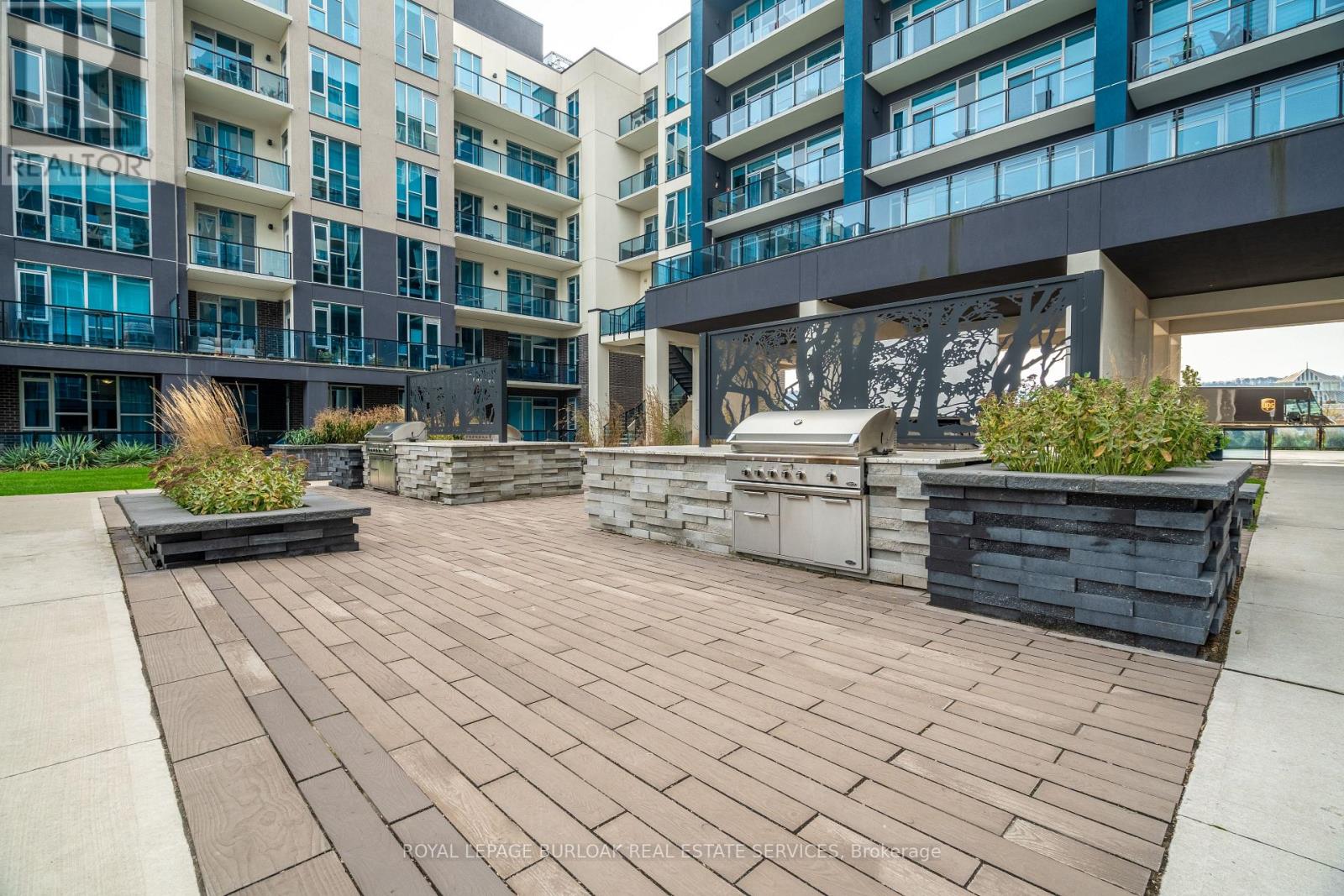 426 - 16 Concord Place, Grimsby, Ontario  L3M 0J1 - Photo 26 - X12533628