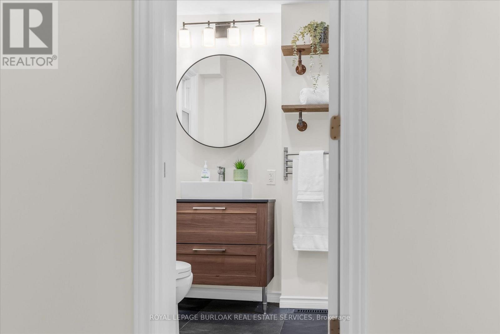 52 Junkin Street, St. Catharines, Ontario  L2R 1N6 - Photo 22 - X12533644