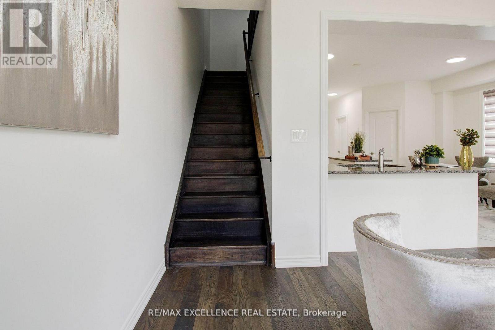 49 Malcolm Crescent, Haldimand, Ontario  N3W 0E9 - Photo 18 - X12533662