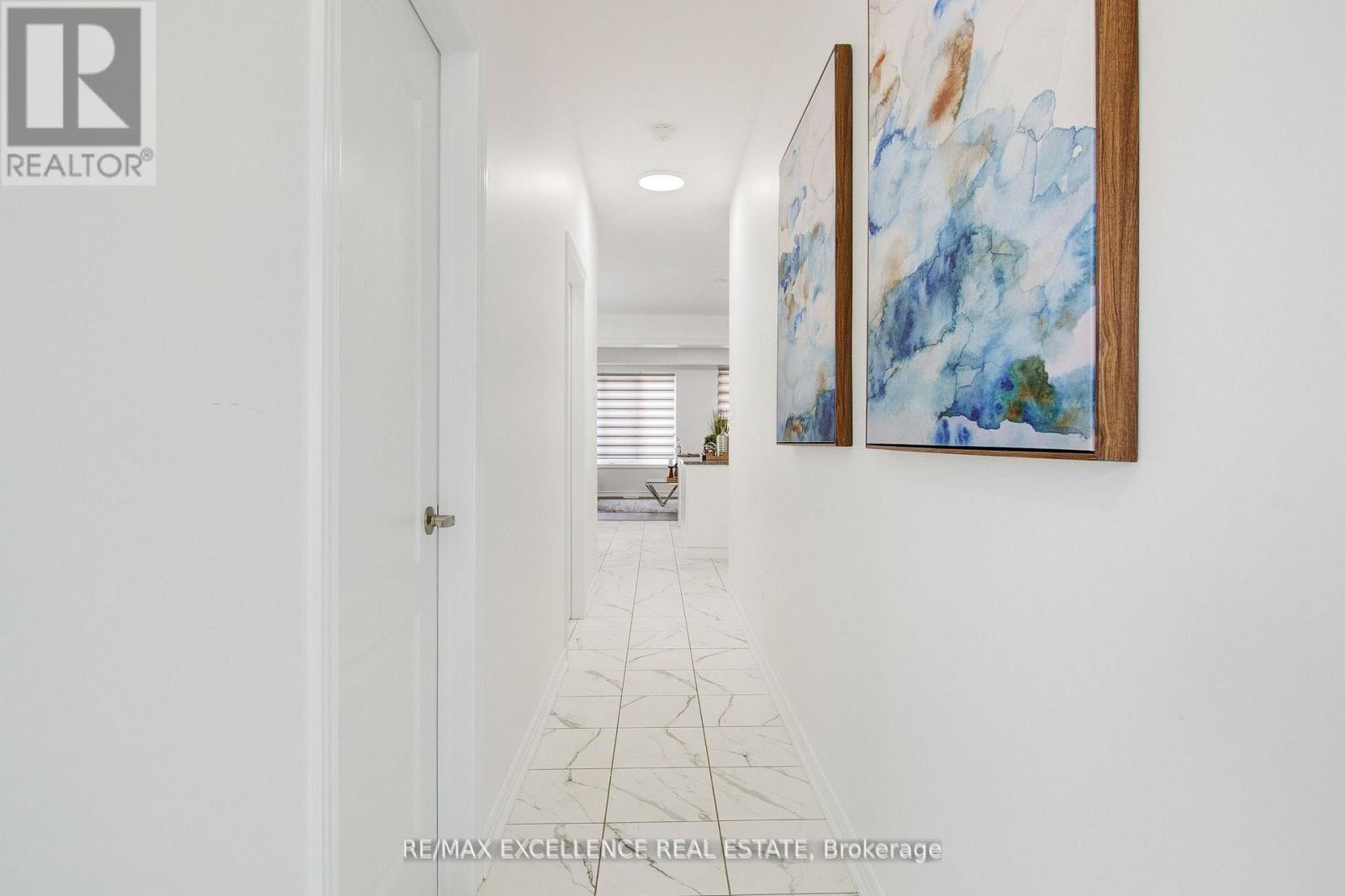 49 Malcolm Crescent, Haldimand, Ontario  N3W 0E9 - Photo 5 - X12533662