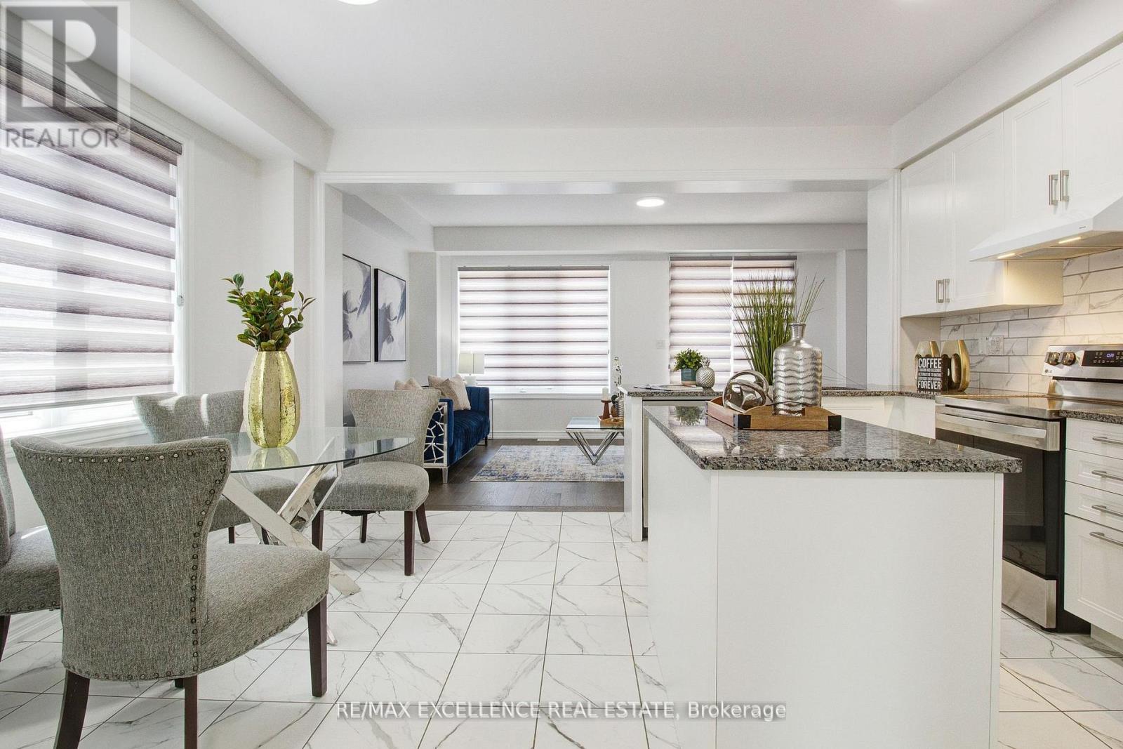 49 Malcolm Crescent, Haldimand, Ontario  N3W 0E9 - Photo 6 - X12533662