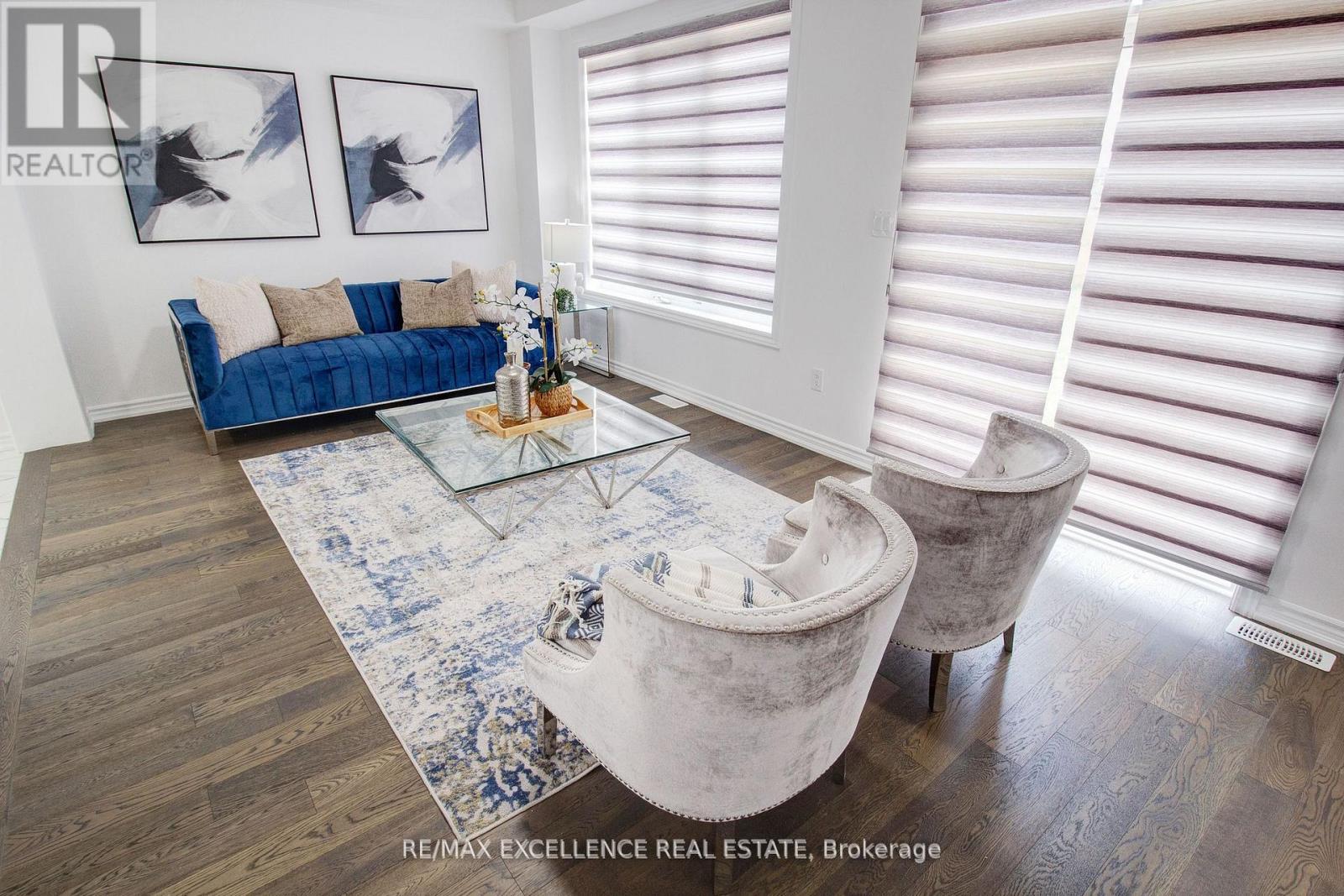 49 Malcolm Crescent, Haldimand, Ontario  N3W 0E9 - Photo 9 - X12533662