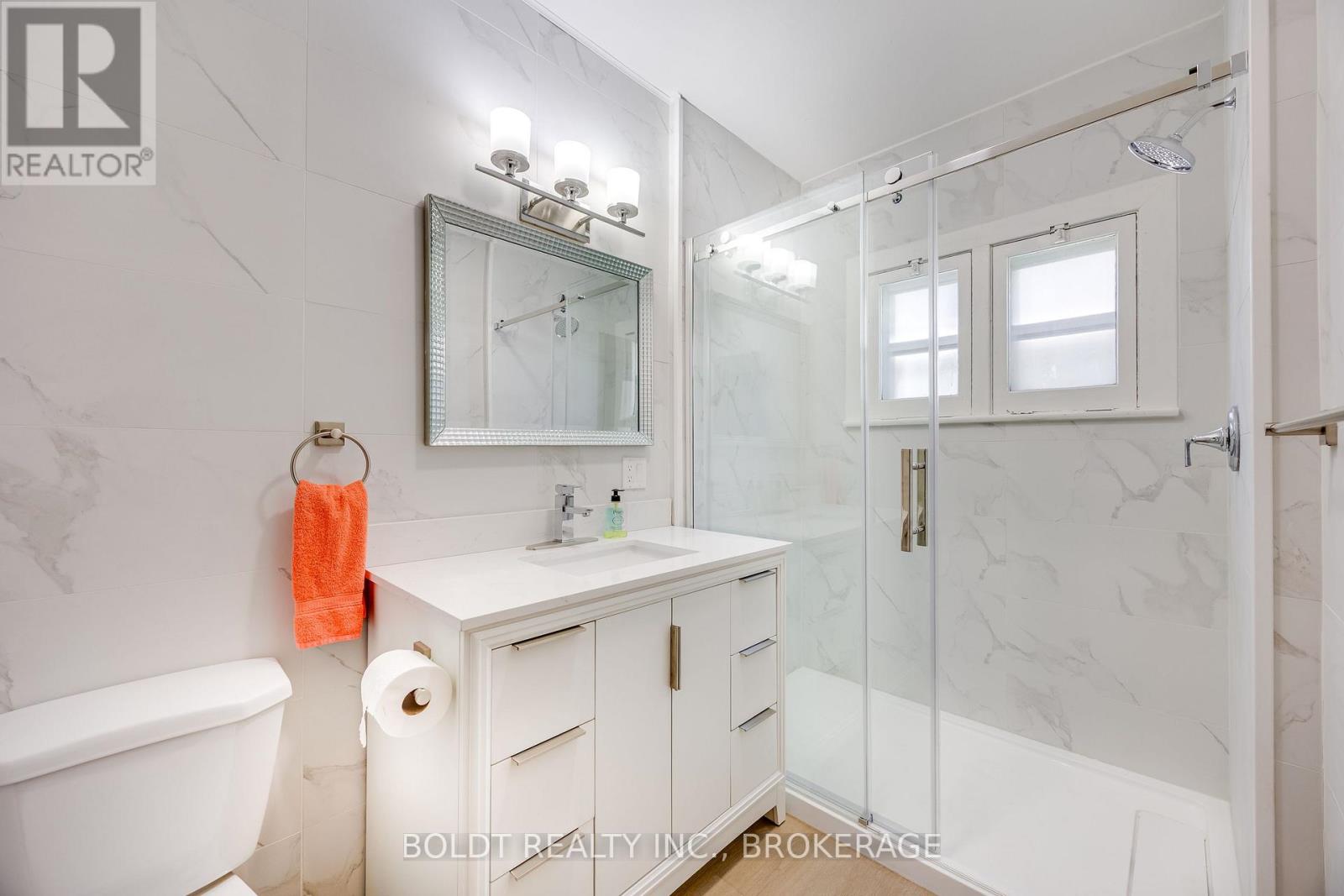 8 Chelsea Street, St. Catharines, Ontario  L2P 3B8 - Photo 15 - X12533906