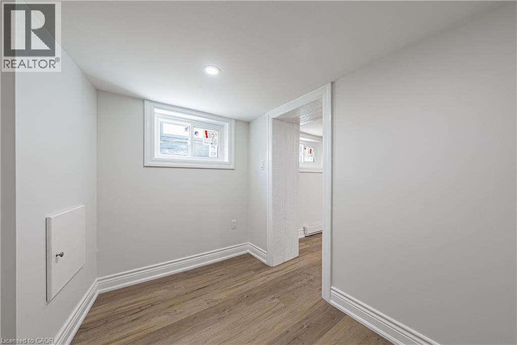 354 Cumberland Avenue, Hamilton, Ontario  L8M 2A2 - Photo 34 - 40787480