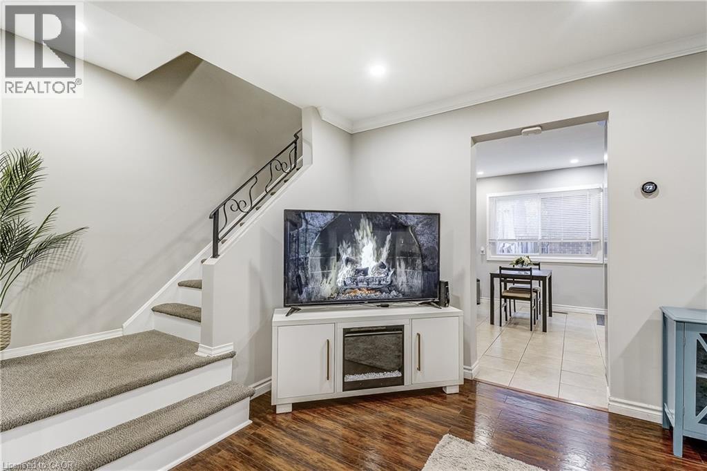 132 Barlake Avenue Unit# 35, Hamilton, Ontario  L8E 1H3 - Photo 7 - 40787357