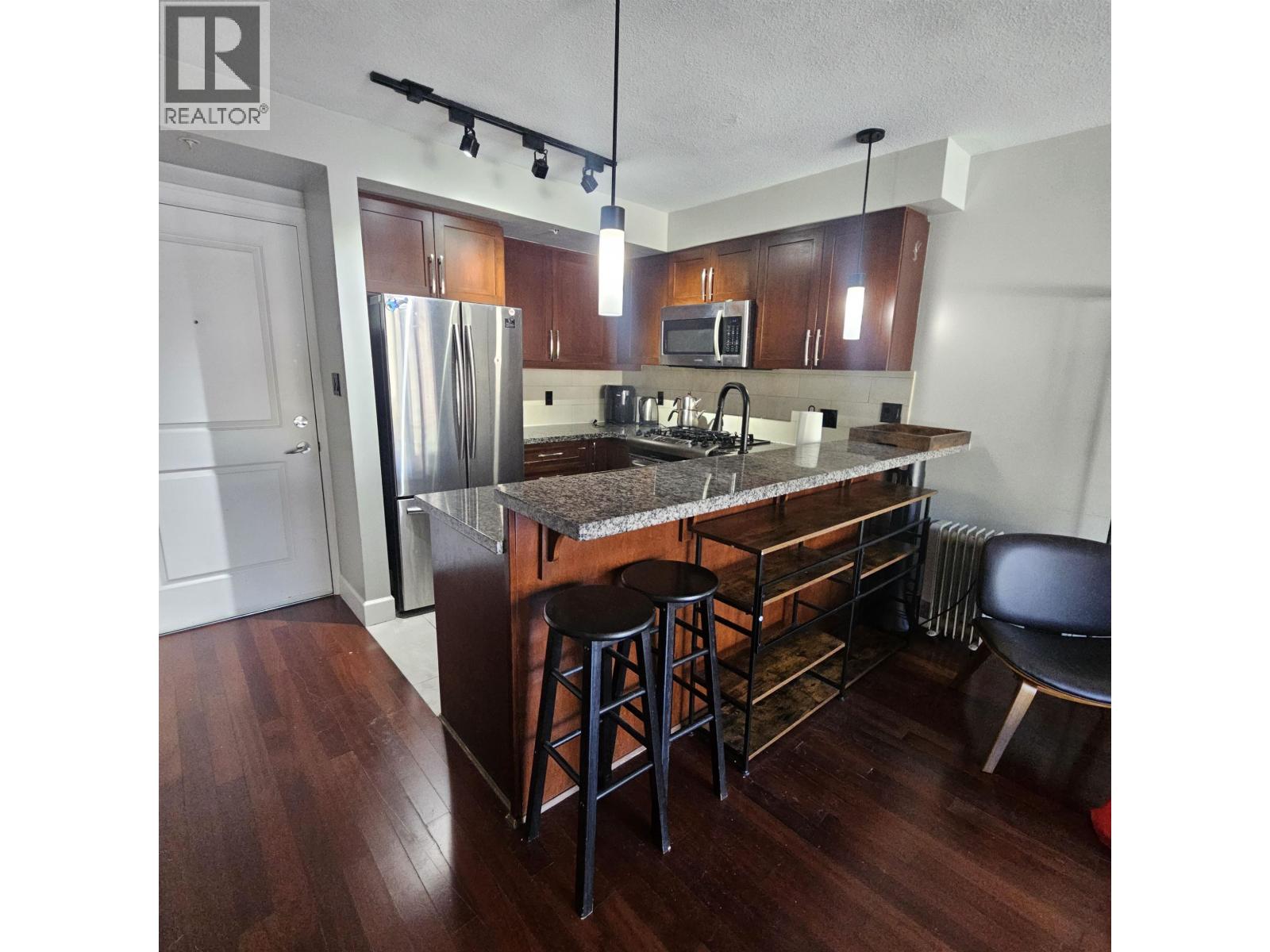 413 3811 Hastings Street, Burnaby, British Columbia V5C 6V2 - Photo 8 - R3057475