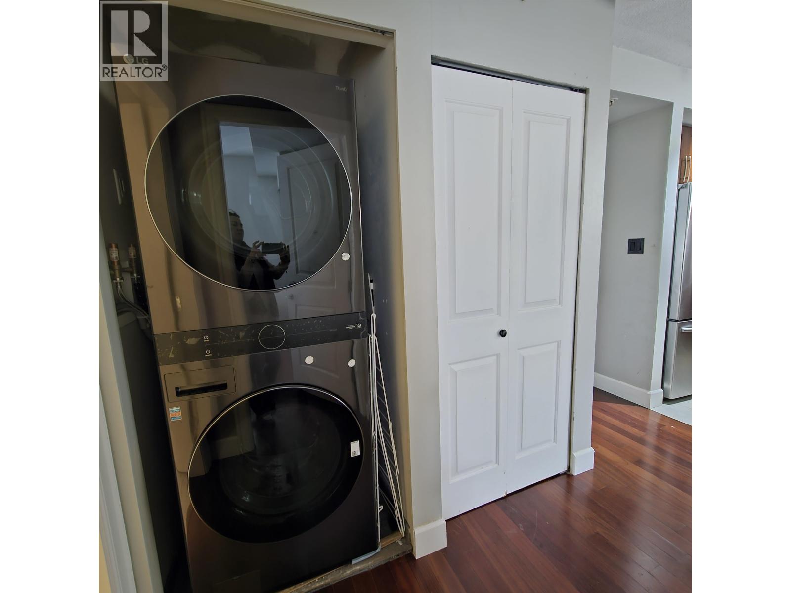 413 3811 Hastings Street, Burnaby, British Columbia V5C 6V2 - Photo 12 - R3057475