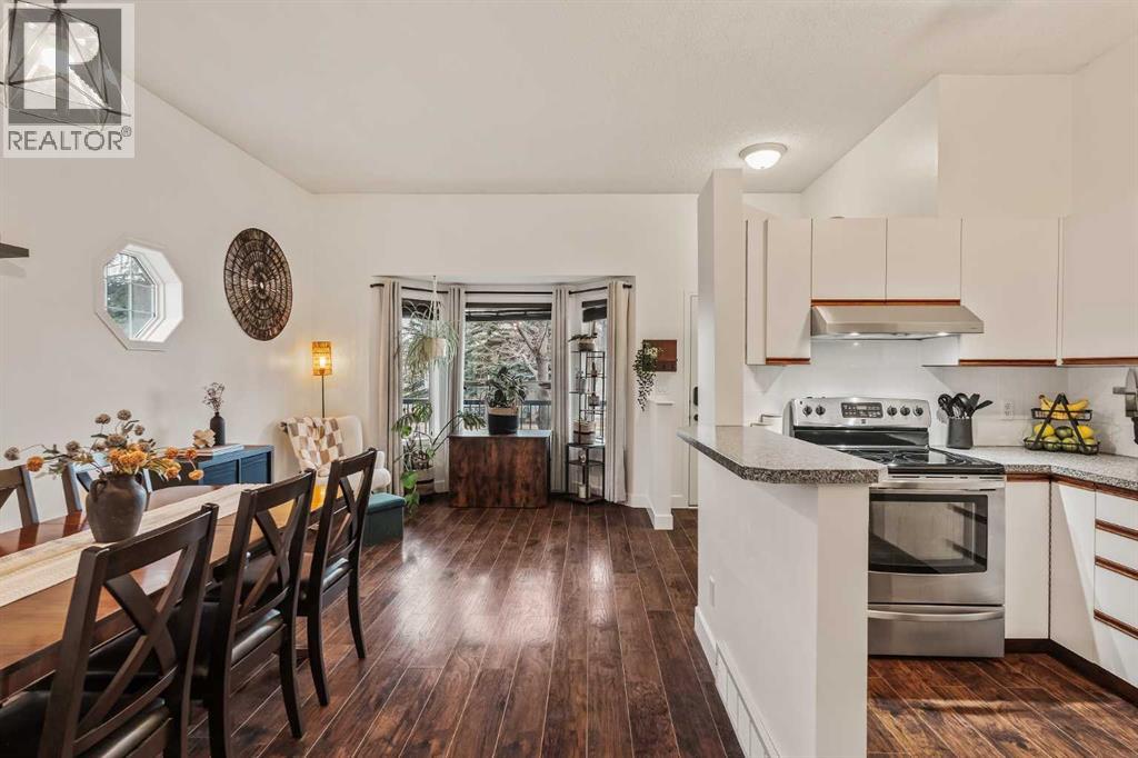 1 Hidden Valley Villas Nw, Calgary, Alberta  T3A 5w7 - Photo 11 - A2269628