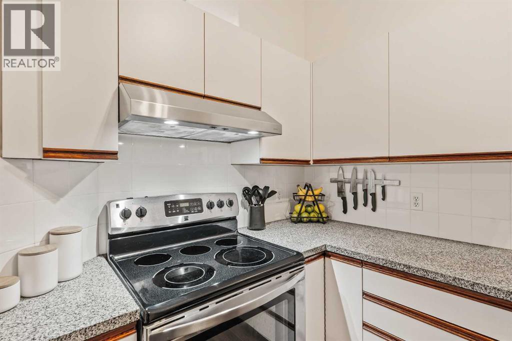 1 Hidden Valley Villas Nw, Calgary, Alberta  T3A 5w7 - Photo 13 - A2269628