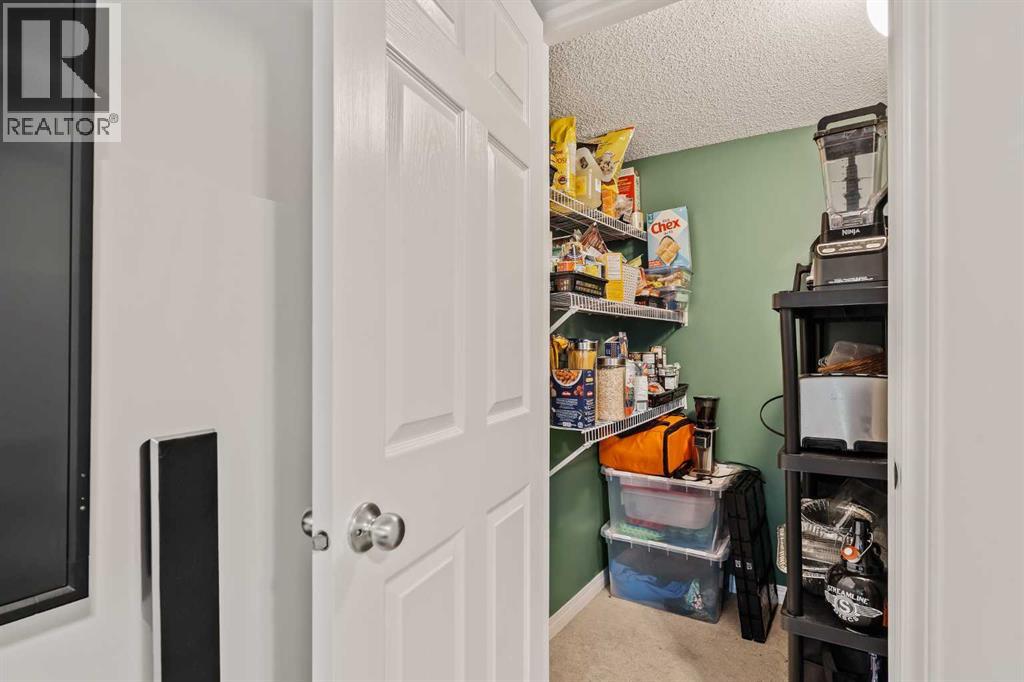 1 Hidden Valley Villas Nw, Calgary, Alberta  T3A 5w7 - Photo 30 - A2269628