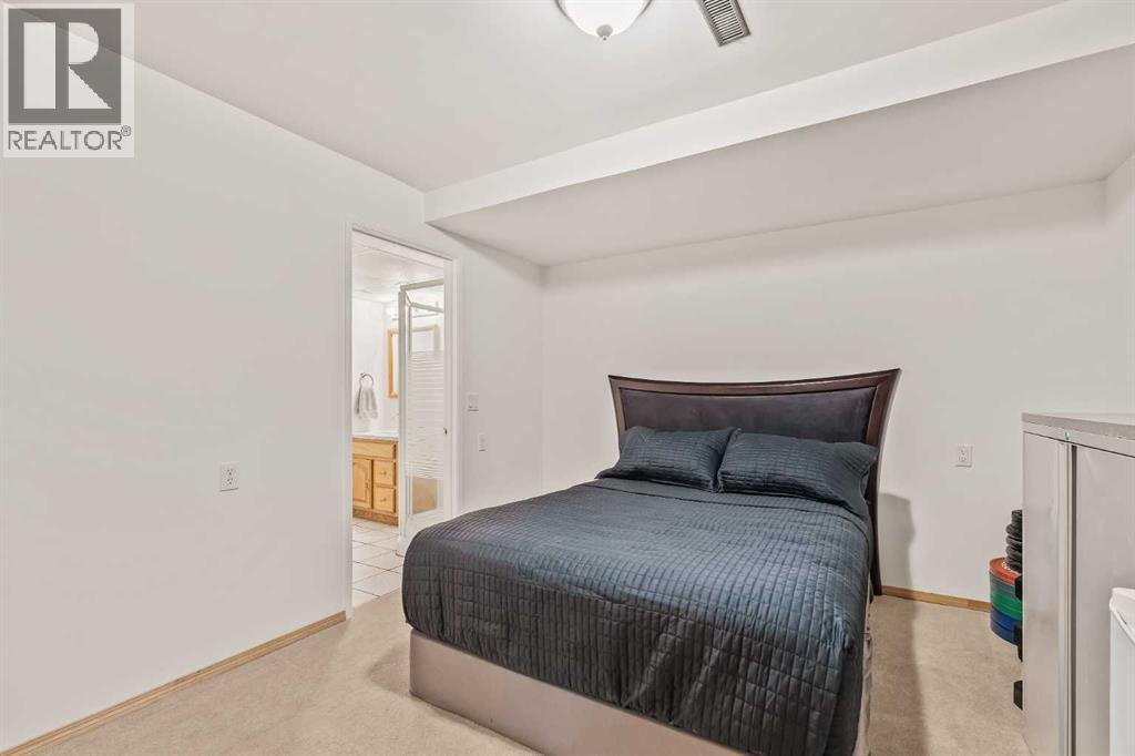 1 Hidden Valley Villas Nw, Calgary, Alberta  T3A 5w7 - Photo 31 - A2269628