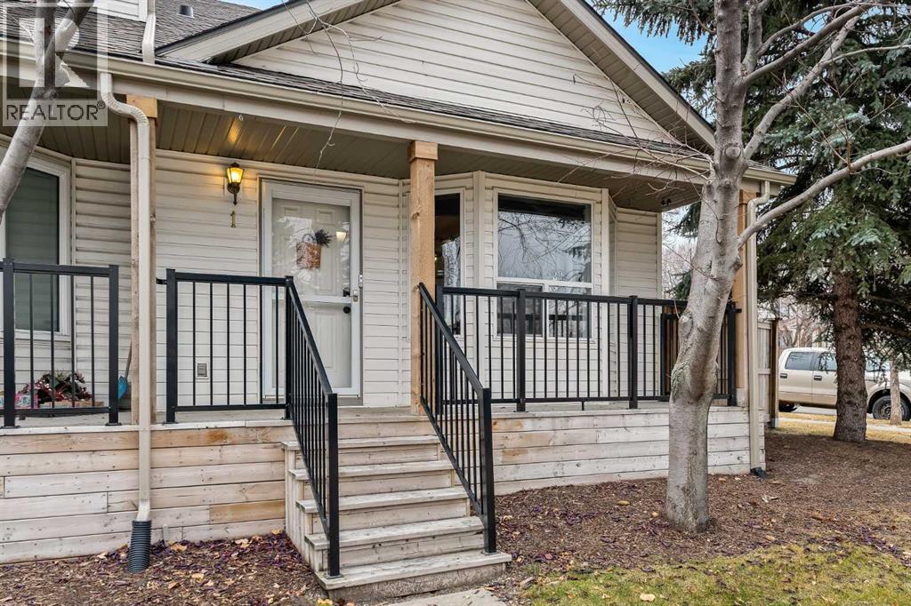 1 Hidden Valley Villas Nw, Calgary, Alberta  T3A 5w7 - Photo 2 - A2269628