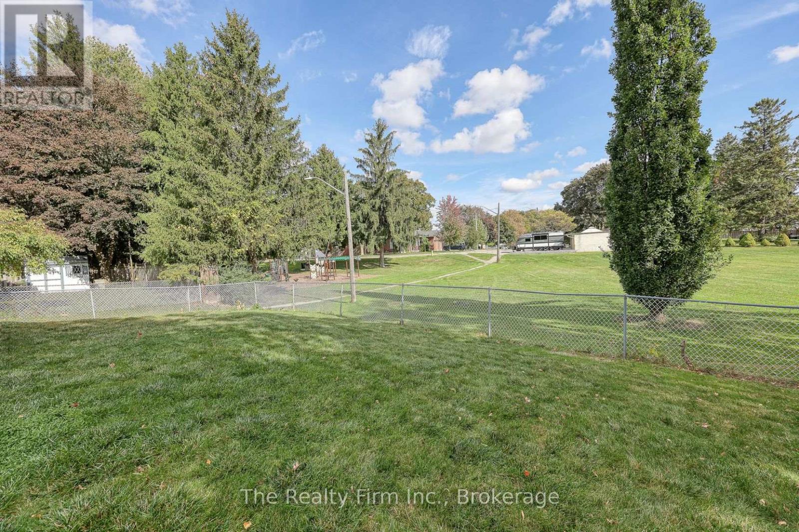 206 Sydenham Street, Woodstock, Ontario  N4S 7B9 - Photo 36 - X12533876