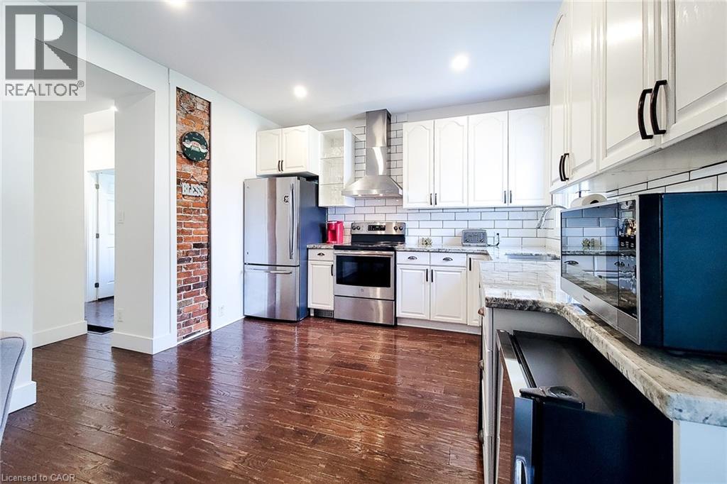 3 East 33rd Street, Hamilton, Ontario  L8V 3S9 - Photo 11 - 40787377