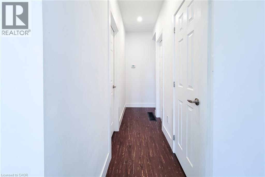 3 East 33rd Street, Hamilton, Ontario  L8V 3S9 - Photo 18 - 40787377