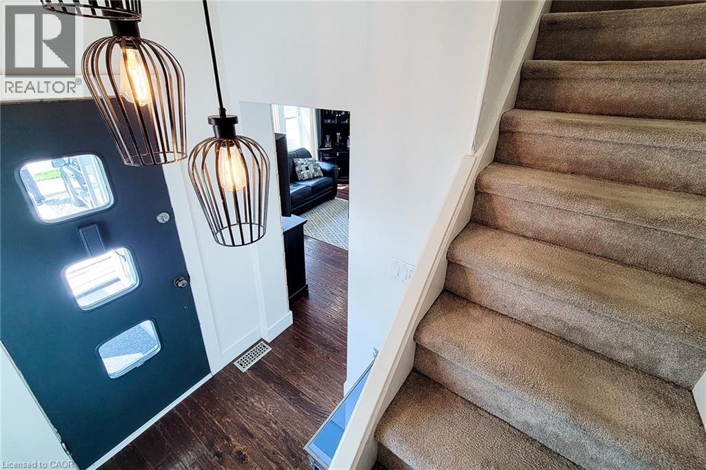 3 East 33rd Street, Hamilton, Ontario  L8V 3S9 - Photo 27 - 40787377