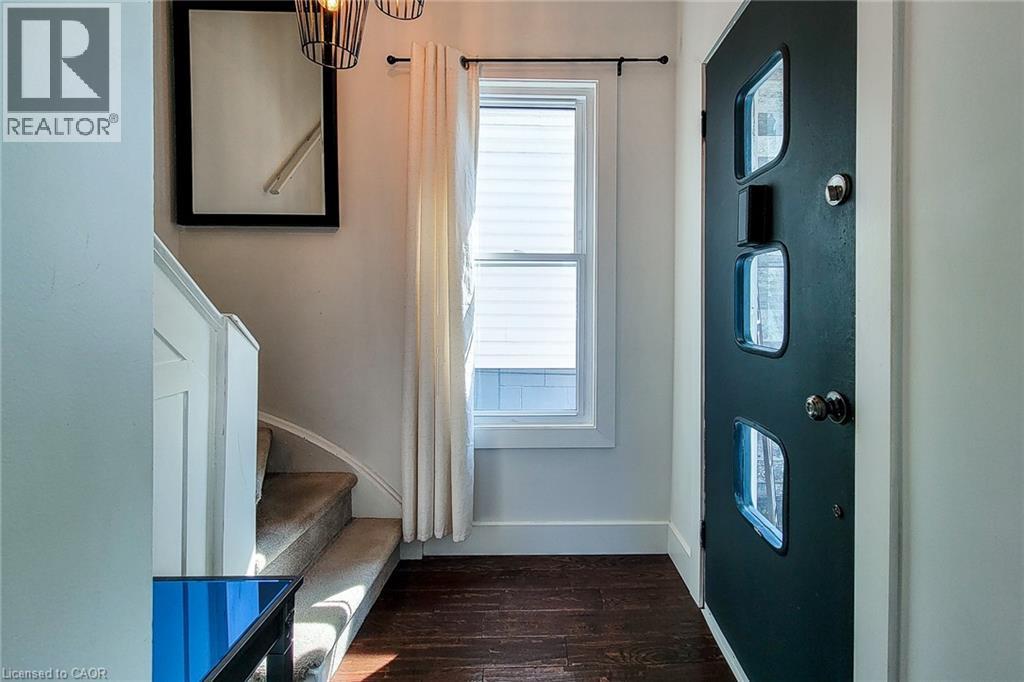 3 East 33rd Street, Hamilton, Ontario  L8V 3S9 - Photo 7 - 40787377