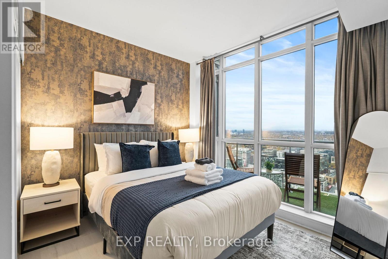 Ph15 - 21 Iceboat Terrace, Toronto, Ontario  M5V 4A9 - Photo 17 - C12533716