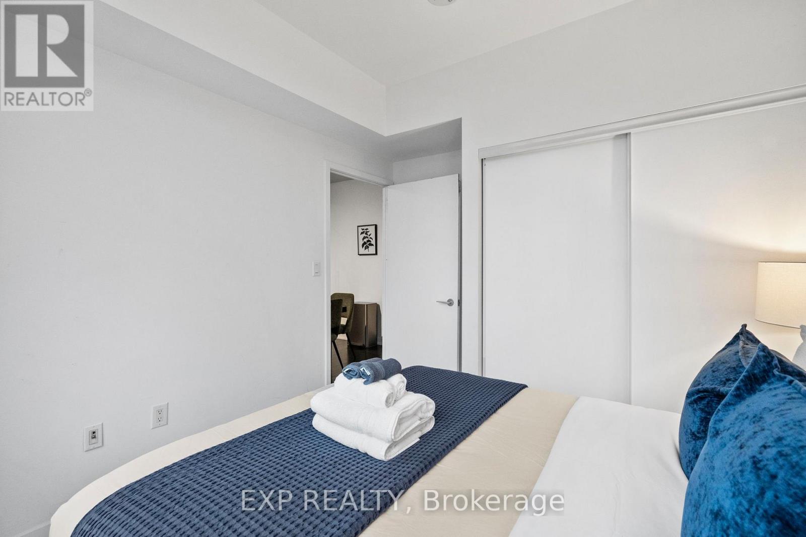 Ph15 - 21 Iceboat Terrace, Toronto, Ontario  M5V 4A9 - Photo 20 - C12533716