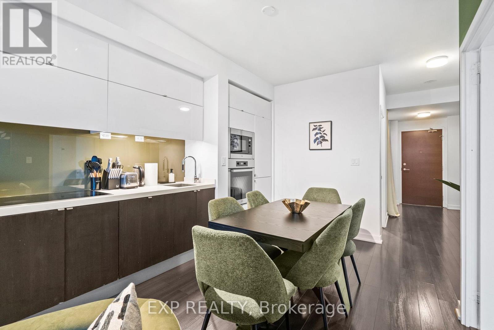 Ph15 - 21 Iceboat Terrace, Toronto, Ontario  M5V 4A9 - Photo 6 - C12533716