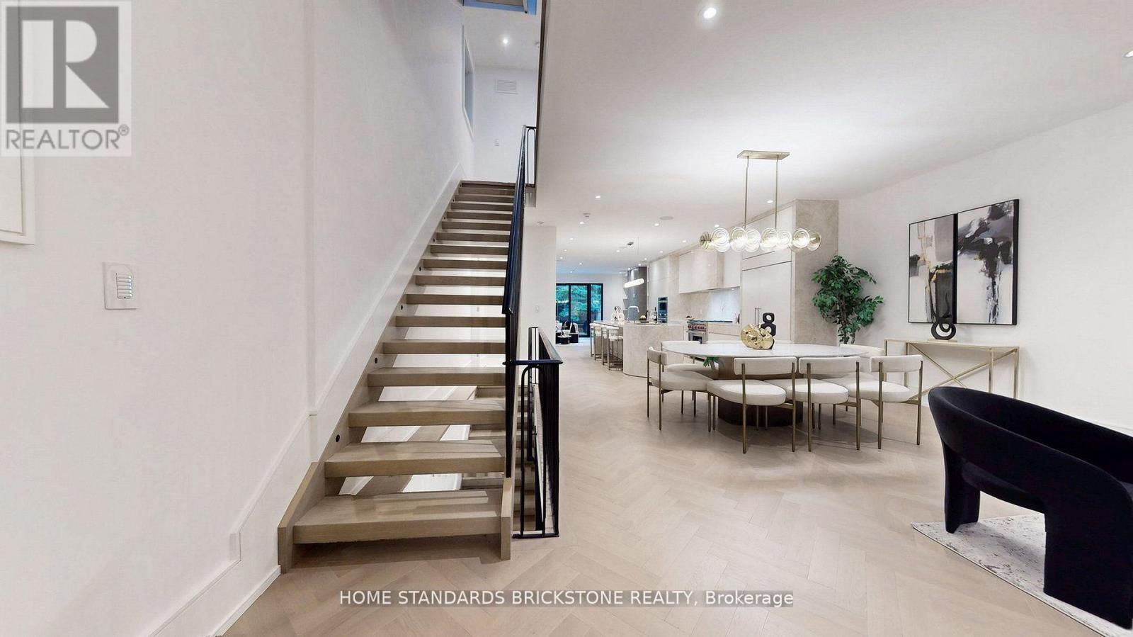 38 Elgin Avenue, Toronto, Ontario  M5R 1G6 - Photo 21 - C12533730