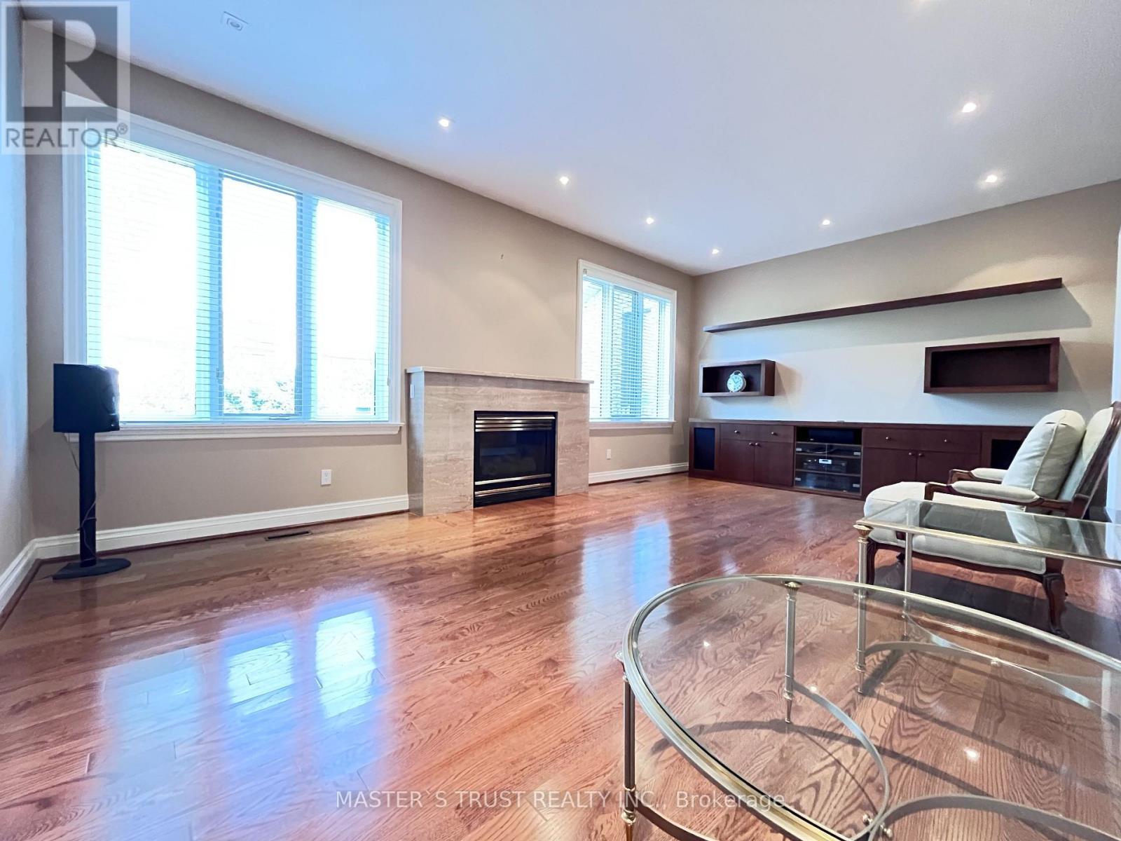 57 Cotswold Crescent, Toronto, Ontario  M2P 1N3 - Photo 13 - C12533764